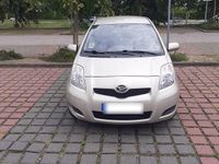 Gebraucht Daihatsu Charade 99 PS (72 kW) 2012 Beige Limousine