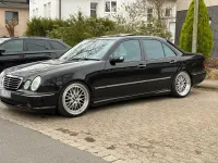 Gebraucht Mercedes E55 AMG AMG 354 PS (260 kW) 2001 Schwarz Limousine