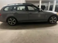 Gebraucht BMW 320 177 PS (130 kW) 2009 Grau Kombi