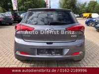 gebraucht Hyundai i20 blue Trend-Scheckheft-Klima-Garantie-TÜV NEU