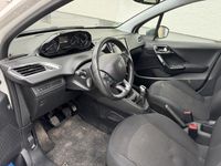 Gebraucht Peugeot 208 83 PS (61 kW) 2019 Weiß Kleinwagen
