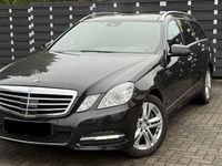 Gebraucht Mercedes E500 387 PS (284 kW) 2010 Schwarz Kombi