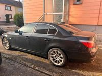 Gebraucht BMW 525 197 PS (144 kW) 2008 Schwarz Limousine