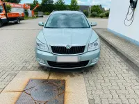 Gebraucht Skoda Octavia 140 PS (102 kW) 2012 Silber Kombi
