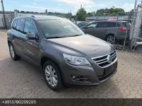 Używany VW Tiguan Team 140 KM (102 kW) 2010 Szary SUV