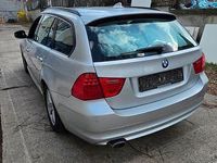 Gebraucht BMW 320 Exclusive 184 PS (135 kW) 2011 Silber Kombi