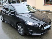 Gebraucht Ford Focus Titanium 125 PS (91 kW) 2023 Agateblack Limousine