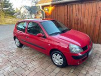 Gebraucht Renault Clio II 58 PS (42 kW) 2005 Rot Kleinwagen