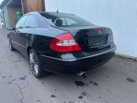 Gebraucht Mercedes CLK280 231 PS (169 kW) 2008 Obsidianschwarz  metalliclack Coupé