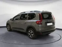 Gebraucht Dacia Jogger Expression 111 PS (81 kW) 2024 Grau (gris schiste) Van / Kleinbus