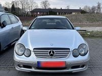 Gebraucht Mercedes C220 143 PS (105 kW) 2003 Silber Coupé