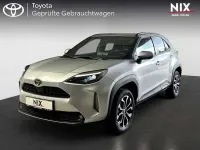 Neu Toyota Yaris Cross Team 131 PS (96 kW) 2026 Silber SUV