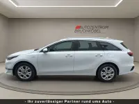 Gebraucht Kia Ceed Vision 101 PS (74 kW) 2024 Weiß Kleinwagen