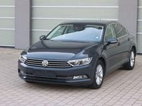 Gebraucht VW Passat Comfortline 150 PS (110 kW) 2016 Grau Limousine