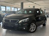Gebraucht Peugeot 308 96 PS (70 kW) 2019 Schwarz Limousine