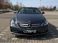 Gebraucht Mercedes E220 170 PS (125 kW) 2011 Tenoritgrau  metalliclack Cabrio
