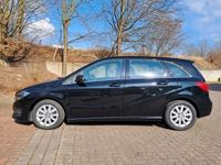 Gebraucht Mercedes B180 Style 122 PS (89 kW) 2017 Schwarz Van / Kleinbus