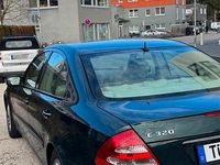 Second-hand Mercedes E320 Elegance 224 CP (164 kW) 2002 Verde Berlinǎ