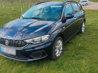 Gebraucht Fiat Tipo 95 PS (69 kW) 2017 Blau Kombi