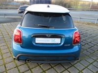 Gebraucht Mini Cooper Classic 136 PS (100 kW) 2021 Blau Kleinwagen