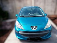 gebraucht Peugeot 207 in traumhaftem Blau