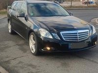 Second-hand Mercedes E250 207 CP (152 kW) 2010 Negru Break