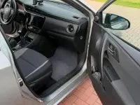 Gebraucht Toyota Auris 101 PS (74 kW) 2016 Silber Limousine
