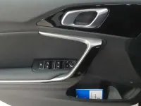 Gebraucht Kia Ceed Spirit 160 PS (117 kW) 2022 Zilinaschwarz metallic Kleinwagen