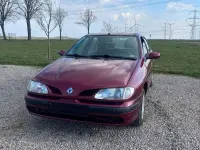 Gebraucht Renault Mégane 75 PS (55 kW) 1997 Rot Limousine