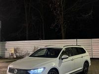 Gebraucht VW Passat 150 PS (110 kW) 2015 Weiß Kombi