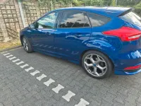 Gebraucht Ford Focus ST 185 PS (136 kW) 2016 Blau Limousine