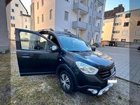 Gebraucht Dacia Dokker Stepway 116 PS (85 kW) 2017 Schwarz Van / Kleinbus