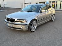Second-hand BMW 325 191 CP (140 kW) 2004 Auriu Berlinǎ
