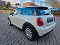 Second-hand Mini ONE 102 CP (75 kW) 2016 Alb Hatchback