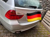 Gebraucht BMW 320 163 PS (119 kW) 2007 Silber Kombi