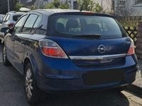 Gebraucht Opel Astra 116 PS (85 kW) 2007 Blau Limousine
