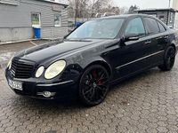 Gebraucht Mercedes E320 Avantgarde 224 PS (164 kW) 2009 Schwarz Limousine