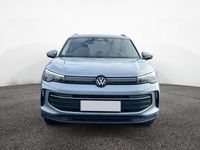 Neu VW Tiguan Life 150 PS (110 kW) 2025 Oyster silver SUV