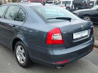 Gebraucht Skoda Octavia 122 PS (89 kW) 2009 Grau Limousine