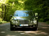 Gebraucht Mercedes E200 184 PS (135 kW) 2007 Beige Limousine