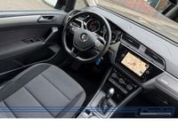 Gebraucht VW Touran Comfortline 150 PS (110 kW) 2020 Schwarz Van / Kleinbus