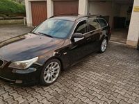 Gebraucht BMW 520 163 PS (119 kW) 2007 Schwarz Kombi
