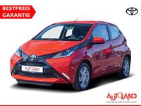 Gebraucht Toyota Aygo 69 PS (50 kW) 2016 Rot Kleinwagen