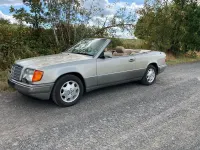 Gebraucht Mercedes E320 220 PS (161 kW) 1995 Gold Cabrio