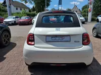Gebraucht Fiat 500e 86 kW (118 PS) 2024 Weiß Cabrio