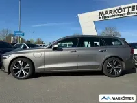 Gebraucht Volvo V60 Core 398 PS (292 kW) 2022 Schwarz Kombi