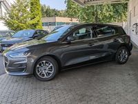 Gebraucht Ford Focus Titanium 125 PS (91 kW) 2025 Grau, magnetic Limousine