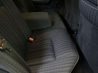 Gebraucht Mercedes 200 118 PS (86 kW) 1990 Weiß Limousine