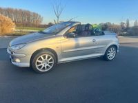 Gebraucht Peugeot 206 CC 109 PS (80 kW) 2004 Grau Cabrio