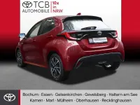 Gebraucht Toyota Yaris Basis 116 PS (85 kW) 2020 Tokiorot perleffekt Kleinwagen